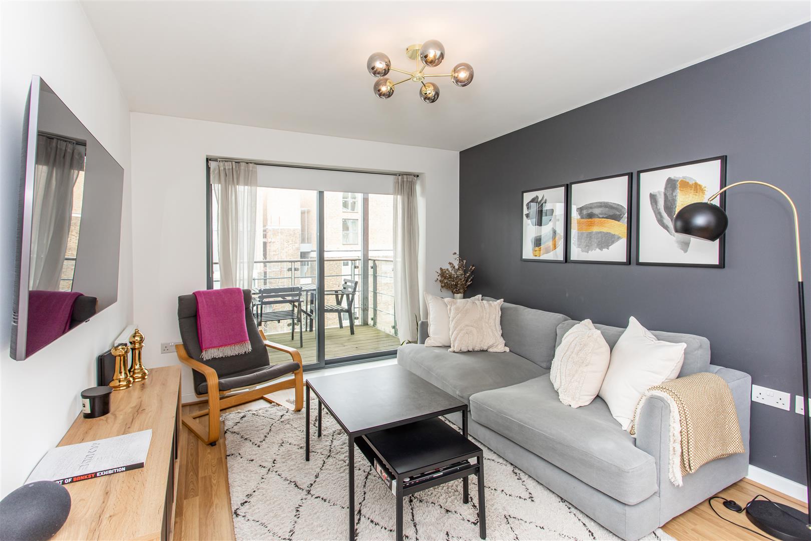 1 bed property in Heath Place, Mile End